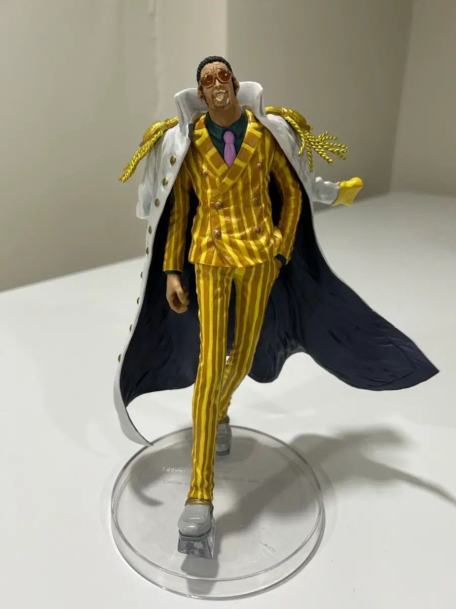 一番くじ ONE PIECE 絶対的正義 黄猿 フィギュア