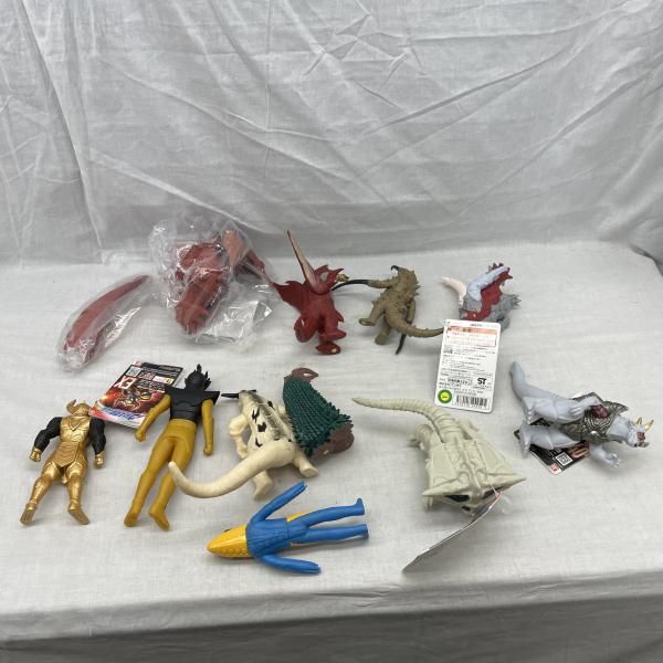 中古】現状品)特撮 ｿﾌﾋﾞﾌｨｷﾞｭｱ まとめ売り 6293 ｳﾙﾄﾗﾏﾝ 怪獣[91