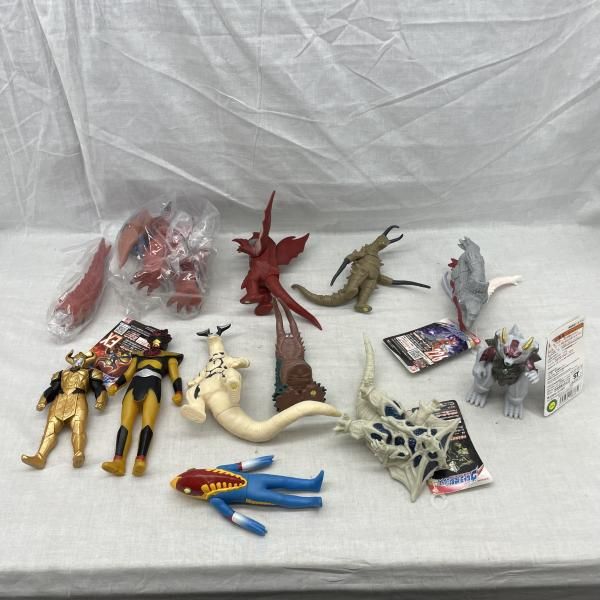 中古】現状品)特撮 ｿﾌﾋﾞﾌｨｷﾞｭｱ まとめ売り 6293 ｳﾙﾄﾗﾏﾝ 怪獣[91
