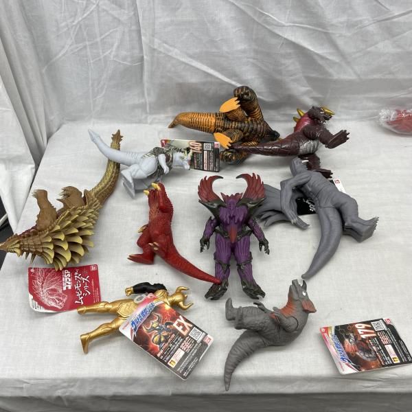 中古】現状品)特撮 ｿﾌﾋﾞﾌｨｷﾞｭｱ まとめ売り 6293 ｳﾙﾄﾗﾏﾝ 怪獣[91