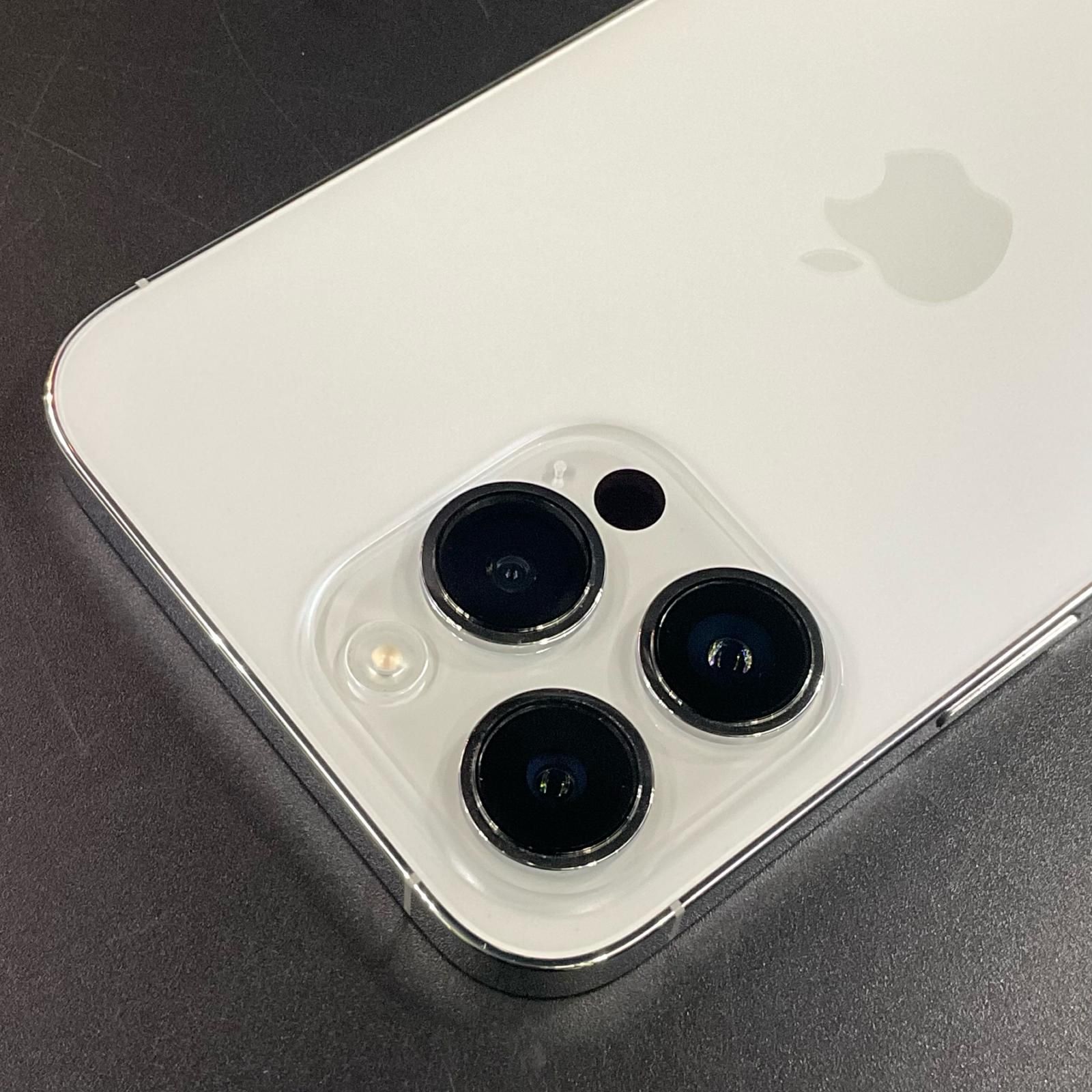 iPhone 14 Pro Max 256GB シルバー docomo SIMフリー - メルカリ