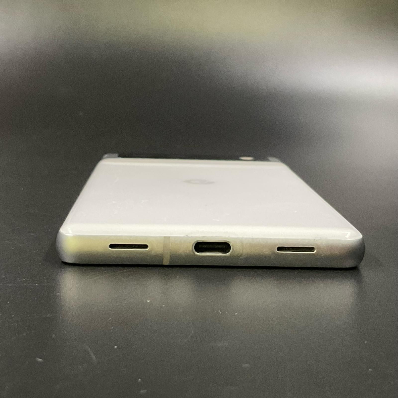 Pixel 7a 128GB Snow Softbank 美品 - メルカリ