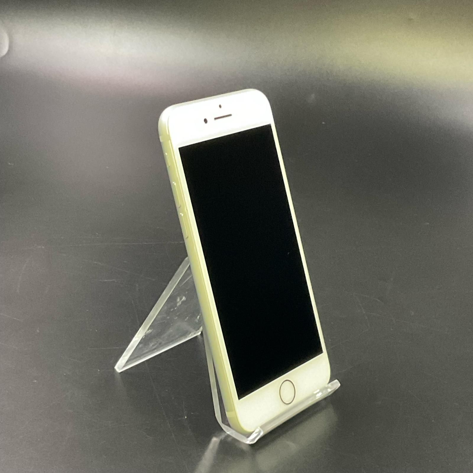 全額返金保証】【最速発送】 iPhone 7 32GB シルバー docomo 白ロム 美