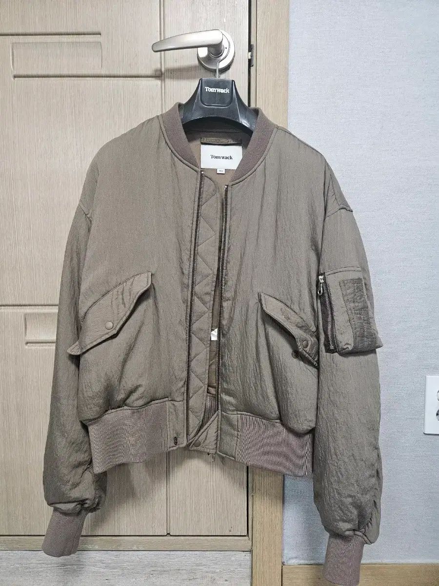トニーウェック TONYWACK MA-1 シルク ブルゾン ジャケット Pale Olive L