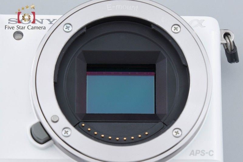中古】SONY ソニー α5000 ILCE-5000 ダブルズームレンズキット