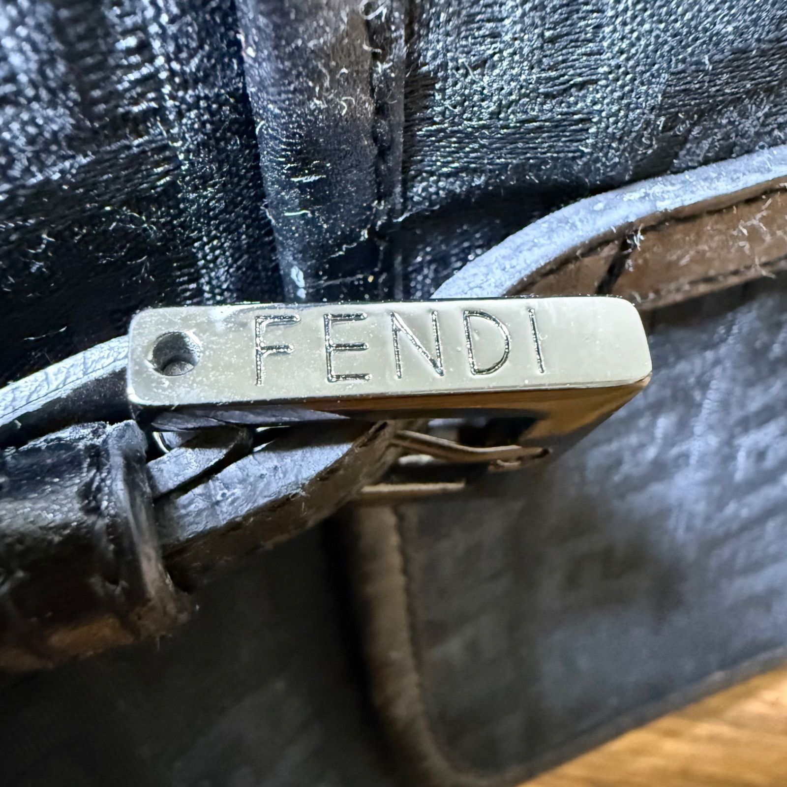 FENDI フェンディ FFロゴ キャンバス レザー ショルダーバッグ - メルカリ