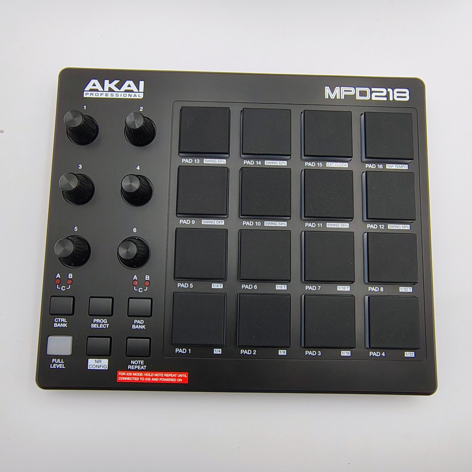 Akai Professional MPD218 MIDIコントローラー 16パッド 音楽制作 DTM