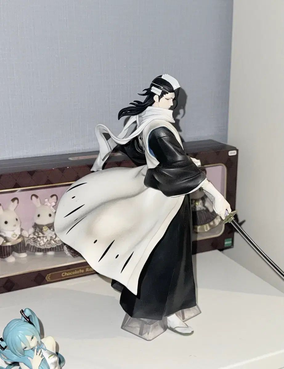 BLEACH（ブリーチ）一番くじ ラストワン賞 朽木白哉 フィギュア - メルカリ