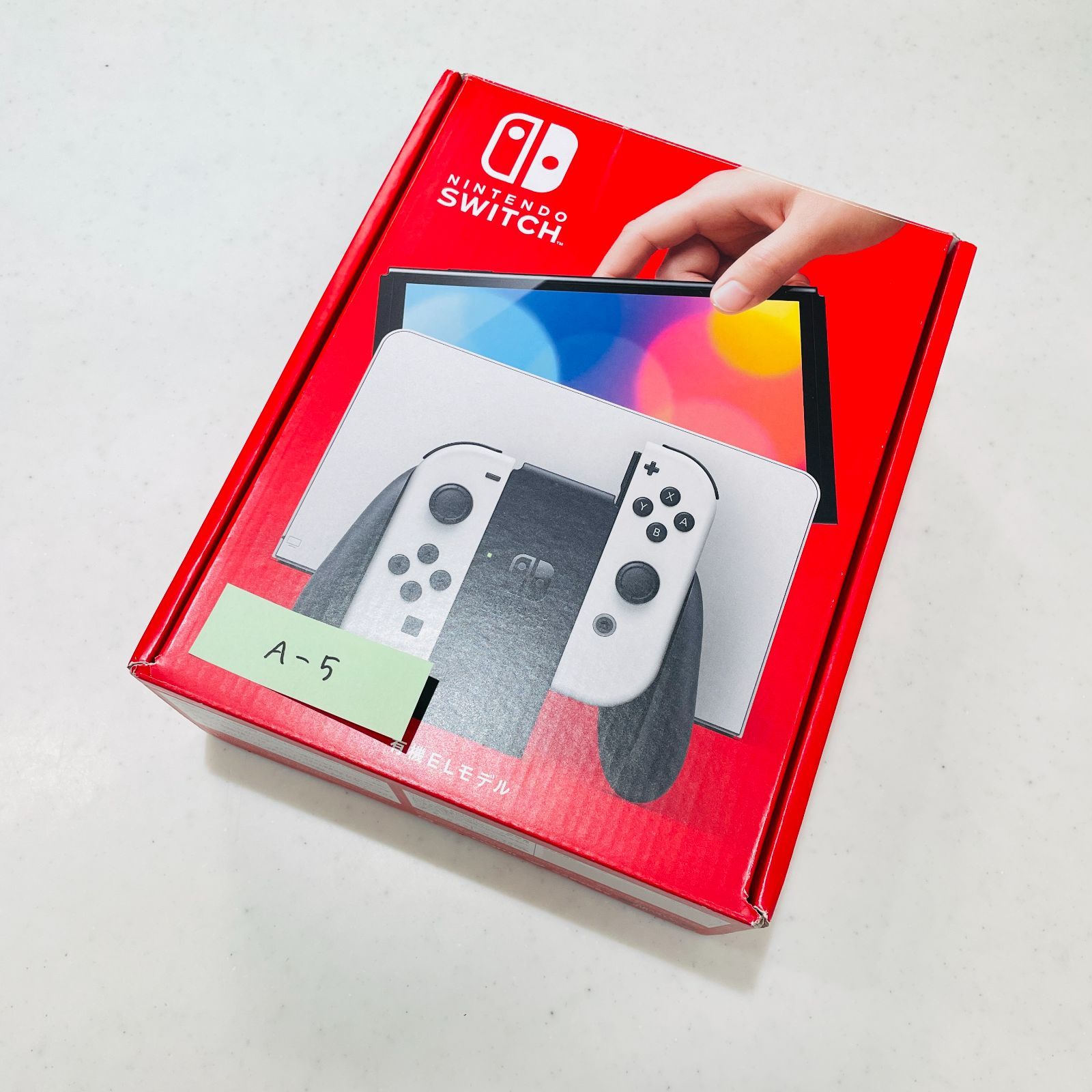 付属品揃い 有機ELモデル Nintendo Switch 2024年製 美品 ホワイト