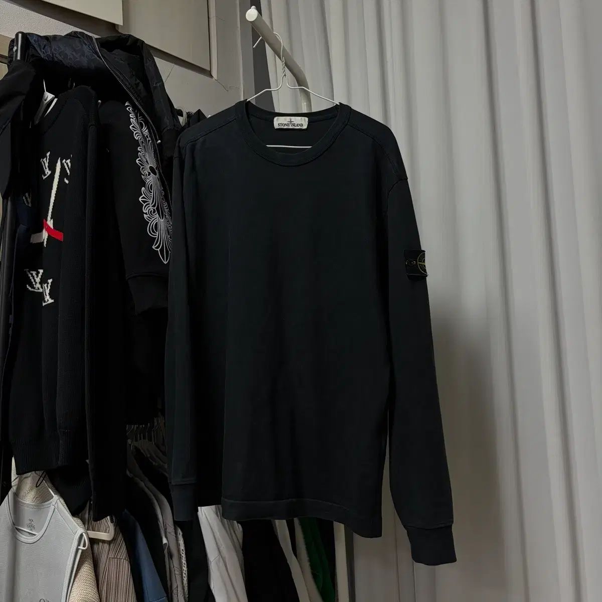 ほぼ新品/L} STONE ISLAND ストーンアイランド ss ブラック スウェット 