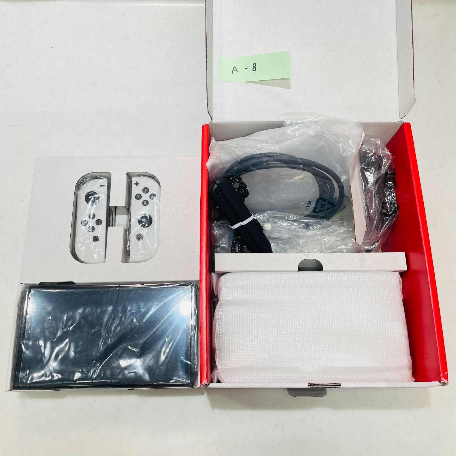 付属品完備 完品 有機ELモデル Nintendo Switch 2022年製 美品