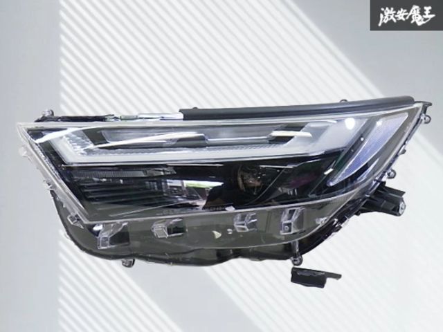 令和3年10月　トヨタ　RAV4　AXAH54 左ヘッドライト TOYOTA トヨタ 純正 AXAH52 AXAH54 RAV4 後期 LED ヘッドライト ヘッド
