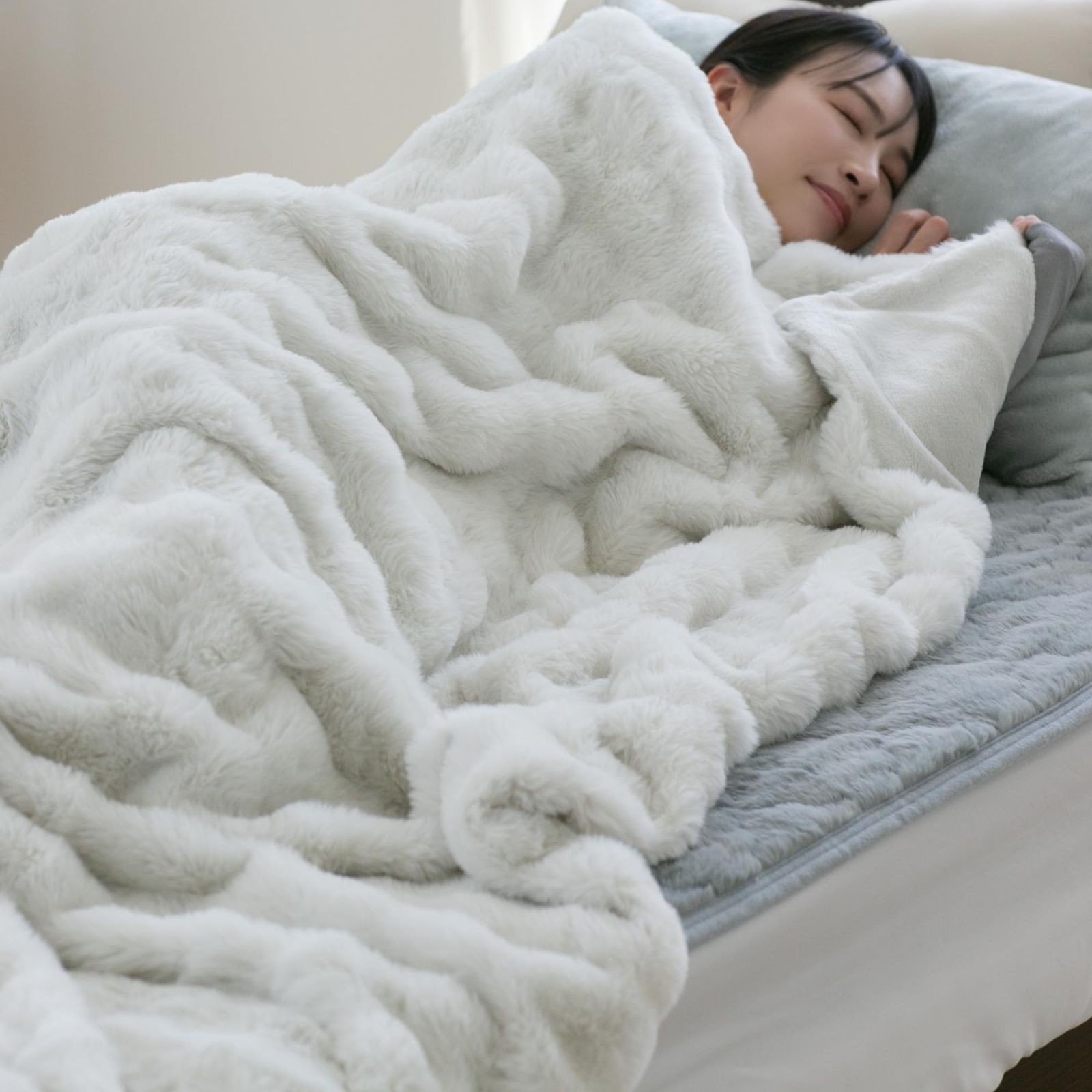 毛布 厚手 暖かい 冬用 もこもこ 二枚合わせ 毛布 ブランケット ふわとろ毛布 可愛い 冬 あったか 静電気防止 ポコポコ かわいい おしゃれ 北欧 お昼寝 ひざ掛け 膝掛け 24A010 ダブル スノーホワイトｍａ
