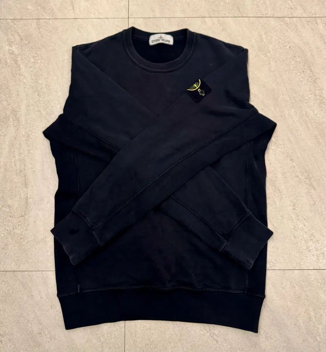 ストーンアイランド(Stone Island) ワッペン スウェット (ブラック