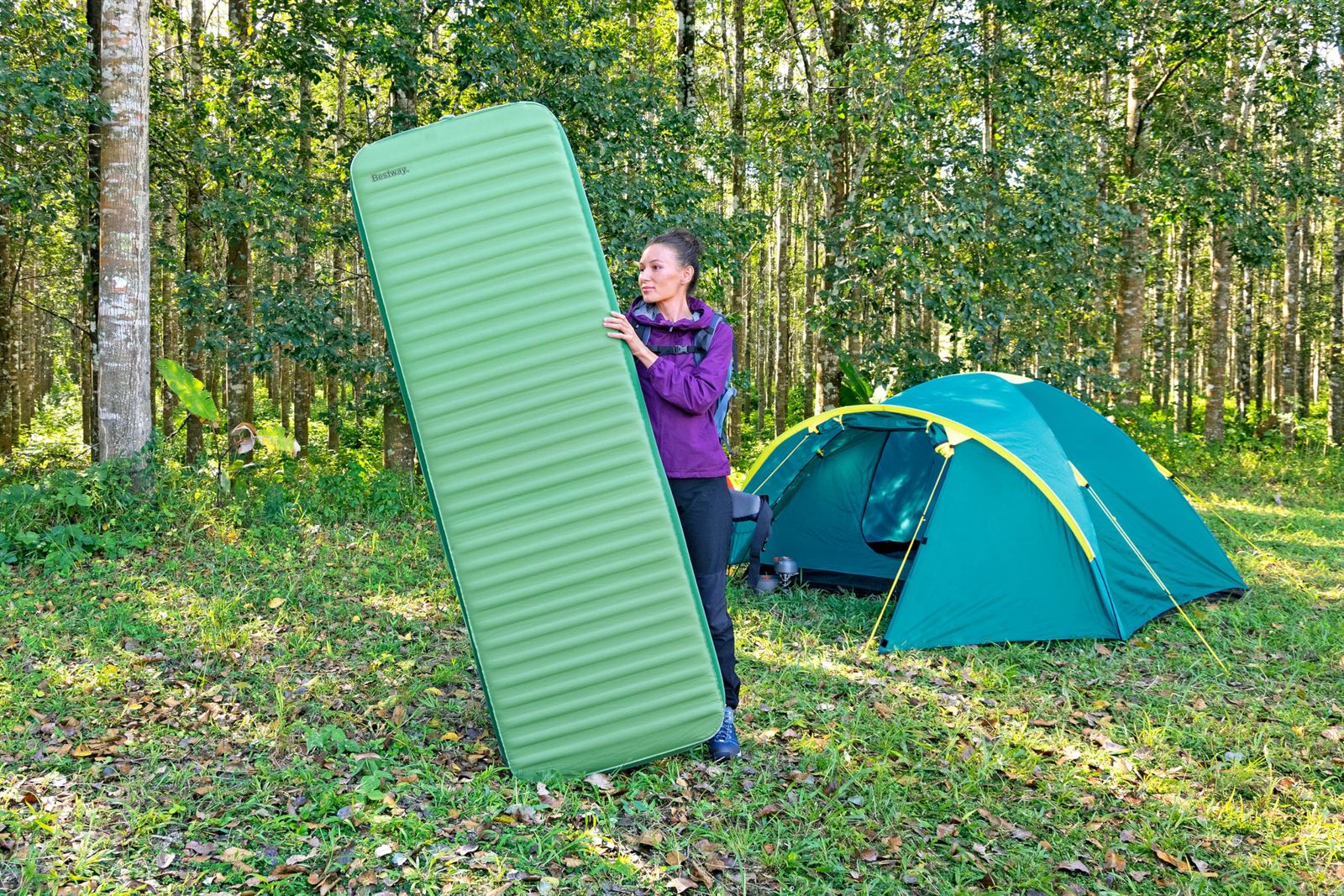 新品 Bestway ComforTrek Luxe 自動膨張式スリーピングパッド 大型 インフレーターマット 1.98m x 63.5cm x 10.8cm 69623