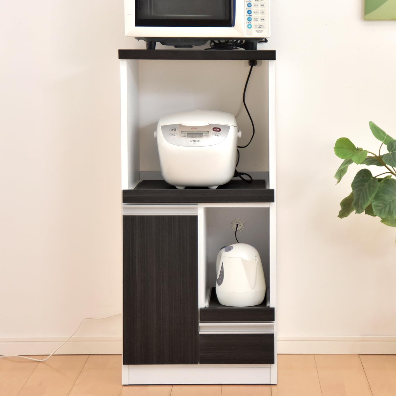 タンスのゲン レンジ台 完成品 幅48cm スリム コンセント付き 可動棚 大川家具 食器棚 電子レンジ台 21070012(44482)ｍａ 20,528円