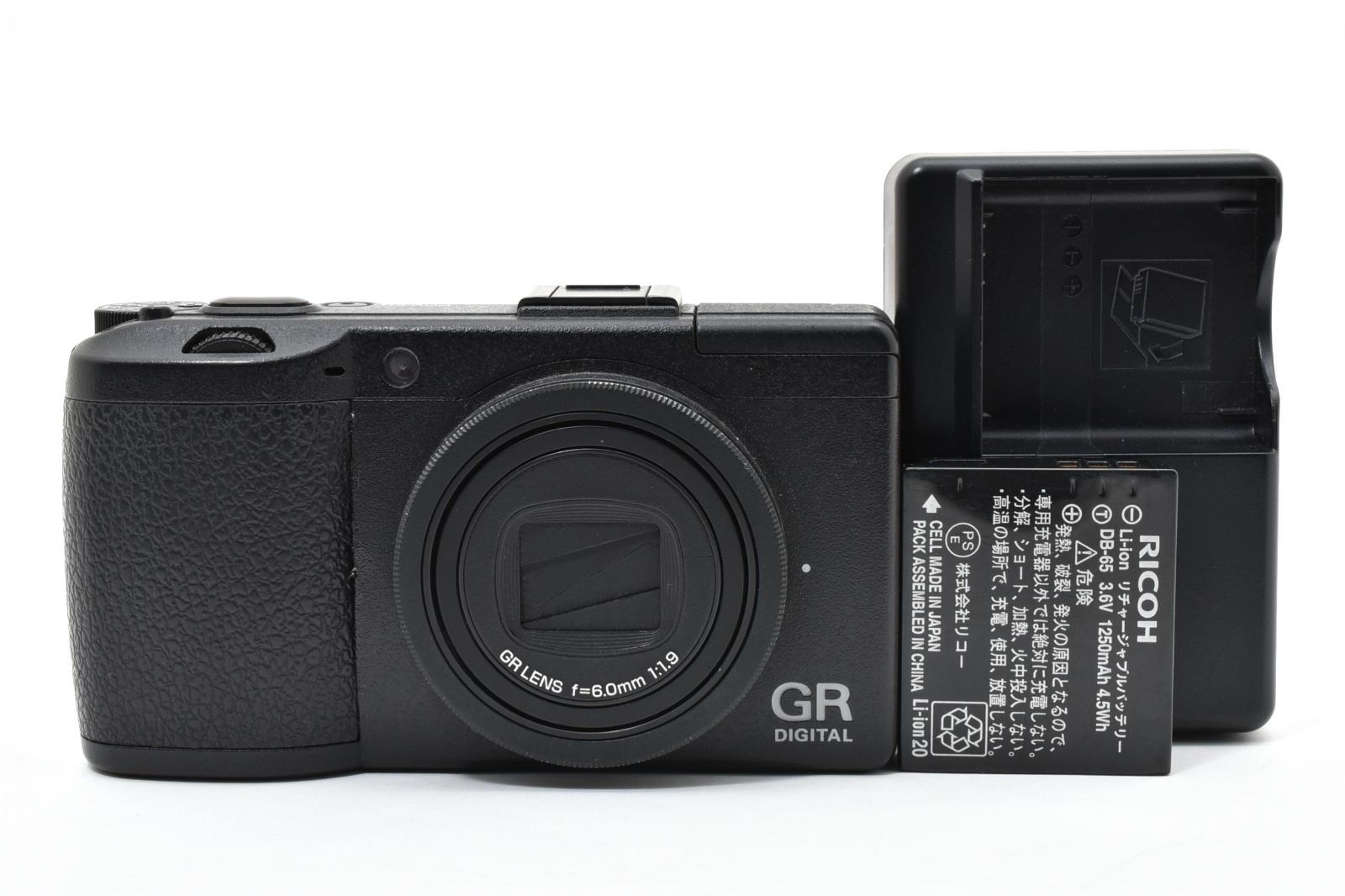 RICOH GR DIGITAL Ⅲ ショット数約2300回 ☆美品☆ 《ショット数 8234回》 リコー RICOH GR DIGITAL III #2302