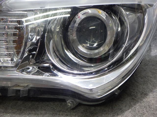 ソリオ 左ヘッドライト HID MA15S 35300-54M LE10G6223 バラスト付