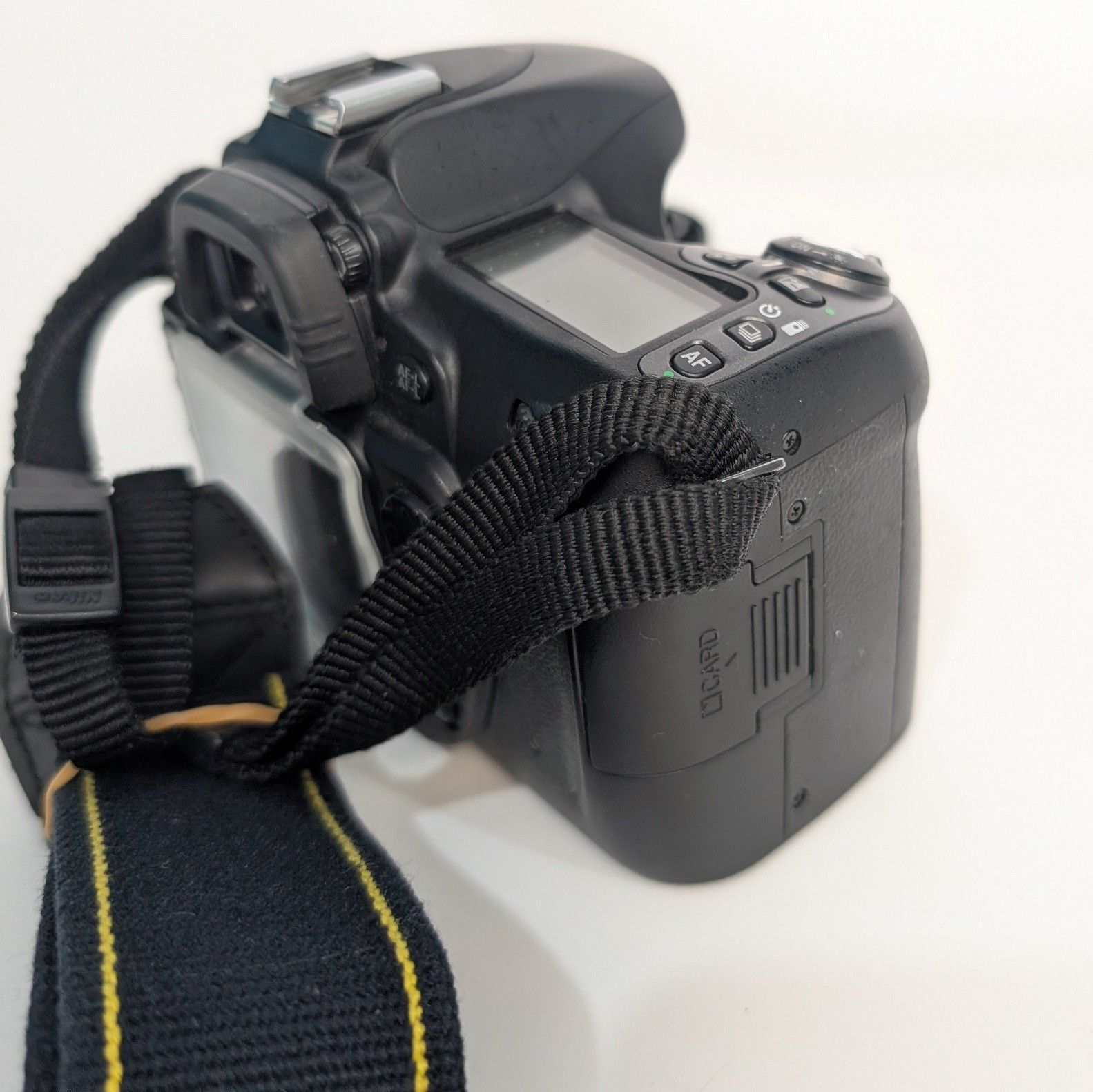 Nikon D80 デジタル一眼レフカメラ ボディ ニコンFマウント ストラップ