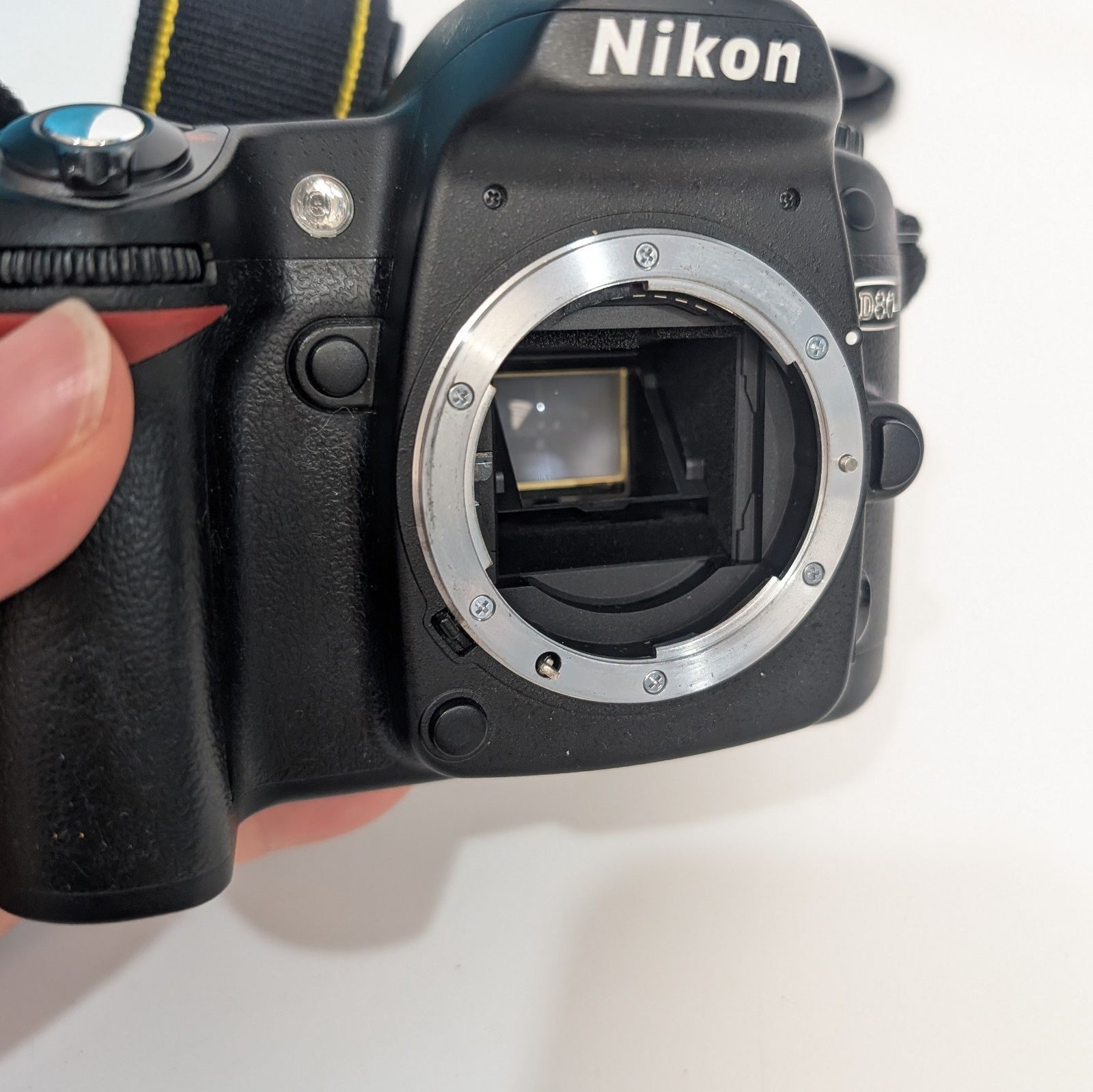Nikon D80 デジタル一眼レフカメラ ボディ ニコンFマウント ストラップ