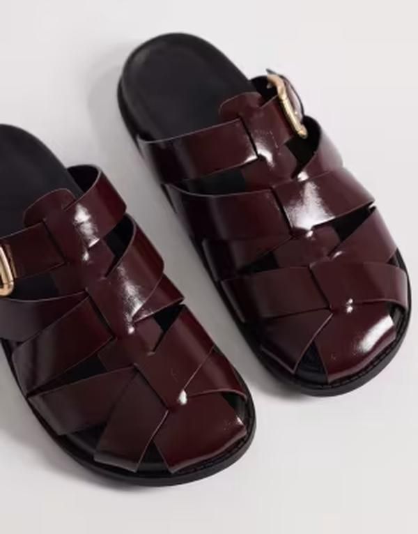 エイソス レディース シューズ サンダル ASOS DESIGN Momentum fisherman flat mules in plum プラム