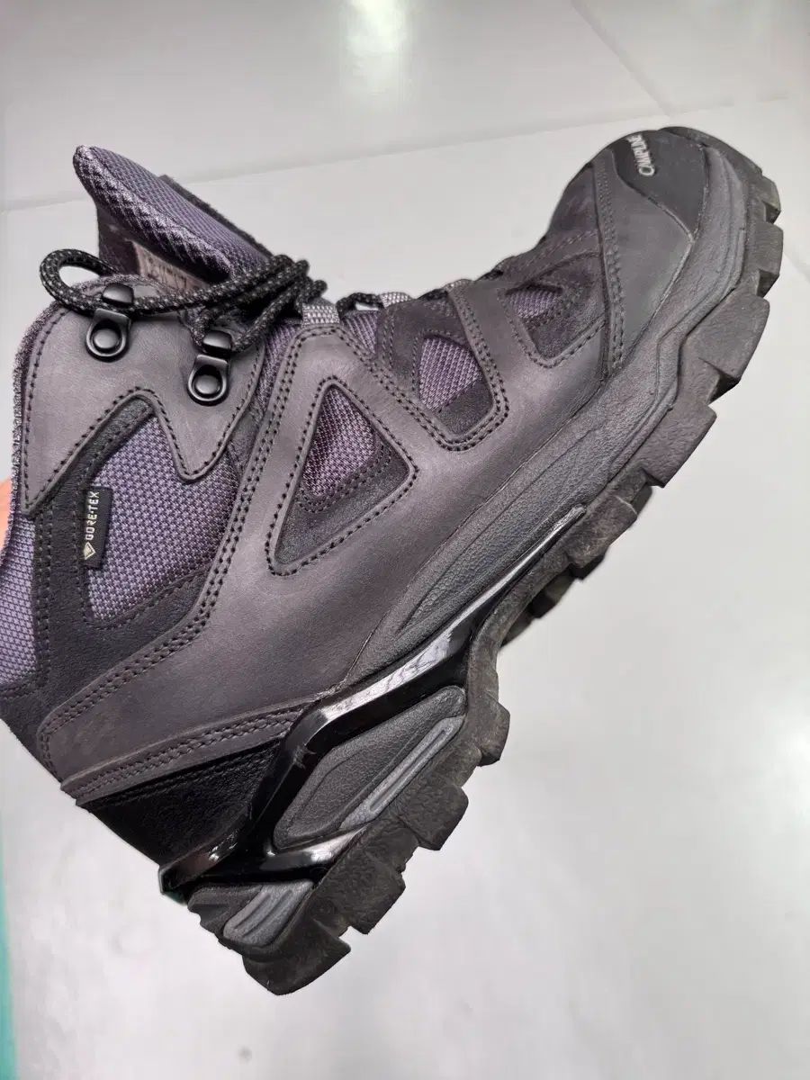 キャンプライン サンティアゴ ゴアテックス 登山靴 275mm (2回 着用)