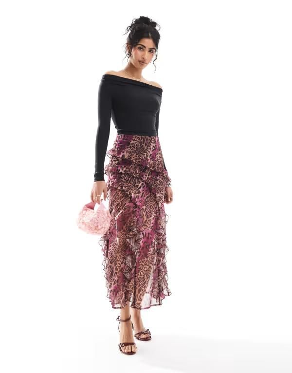 ミスセルフフリッジ レディース ボトムス スカート ティアード プリント フリル ミディ Miss Selfridge ruffle tiered midi skirt in leopard prin