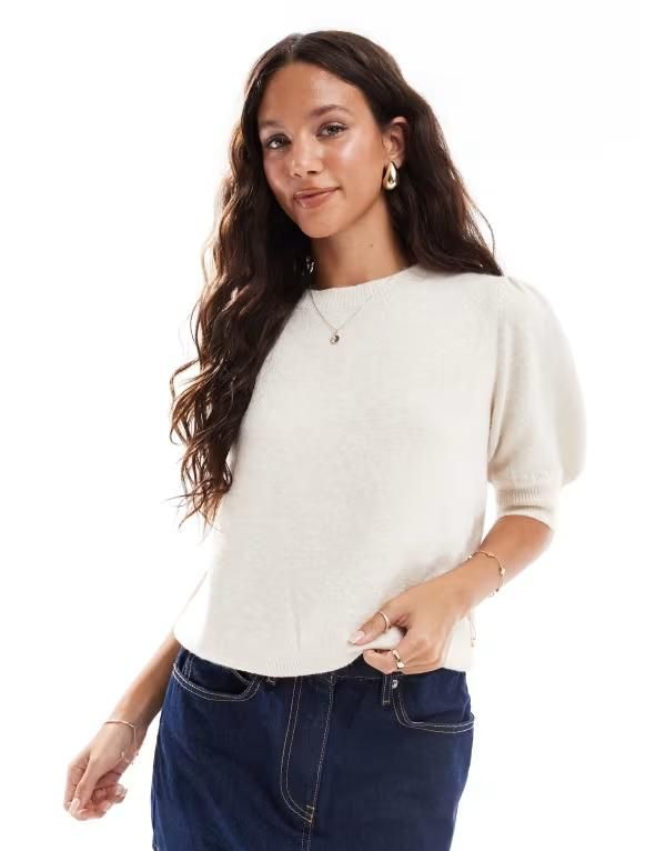 ヴェロモーダ レディース トップス Tシャツ ニット Vero Moda short sleeved knitted top in creamelange CREAM クリーム