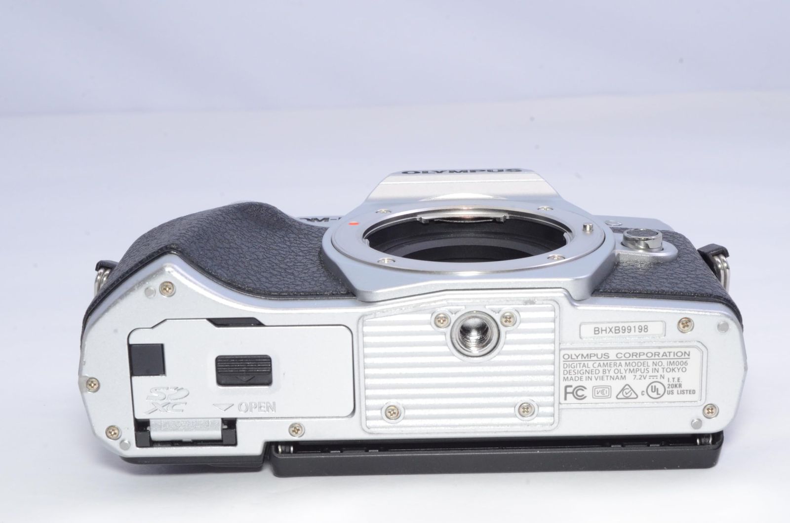 OLYMPUS ミラーレス一眼 OM-D E-M10 MarkIII ボディー シルバー - メルカリ