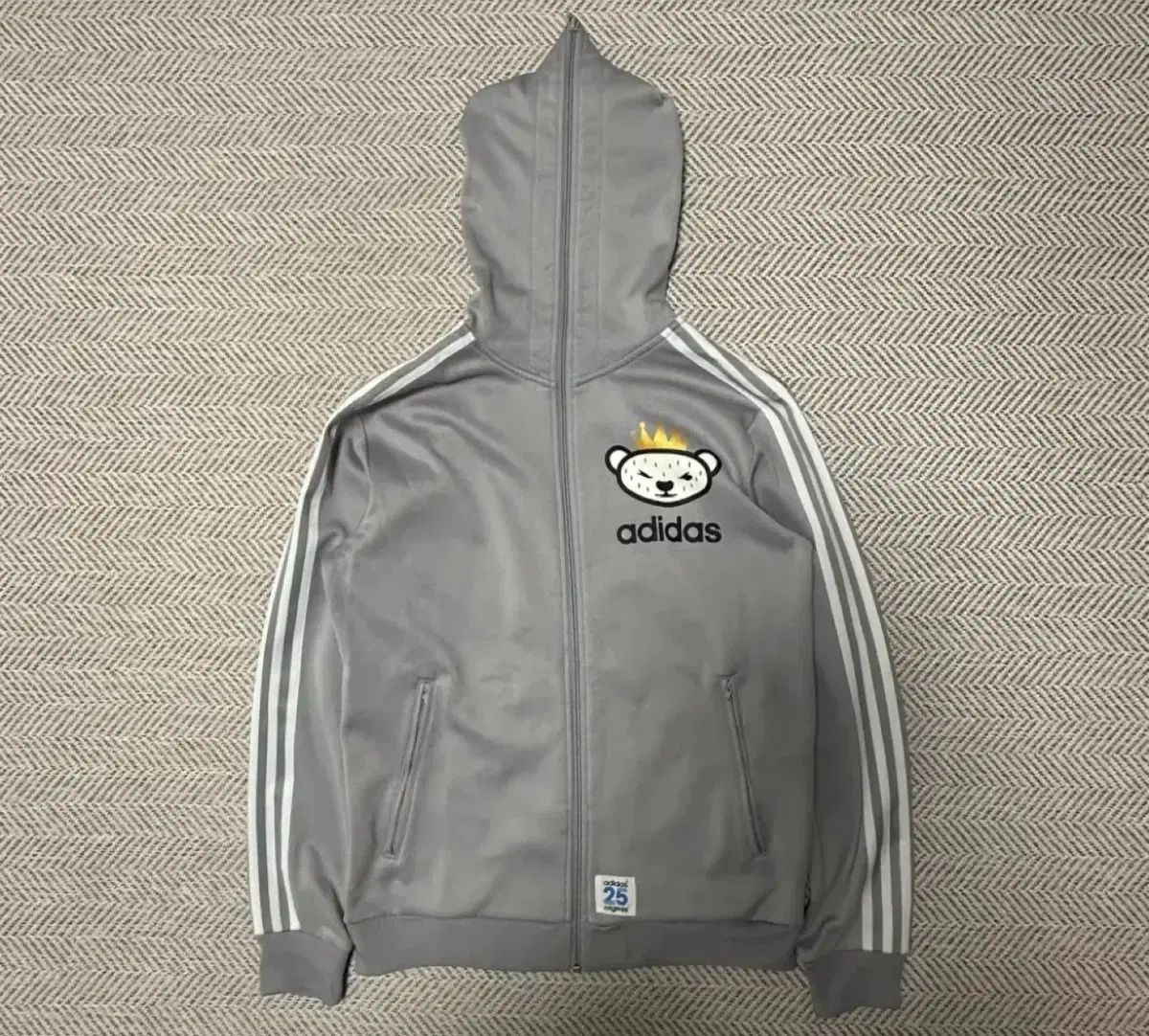 adidas アディダス公式 グレー色 - アディダス パーカー