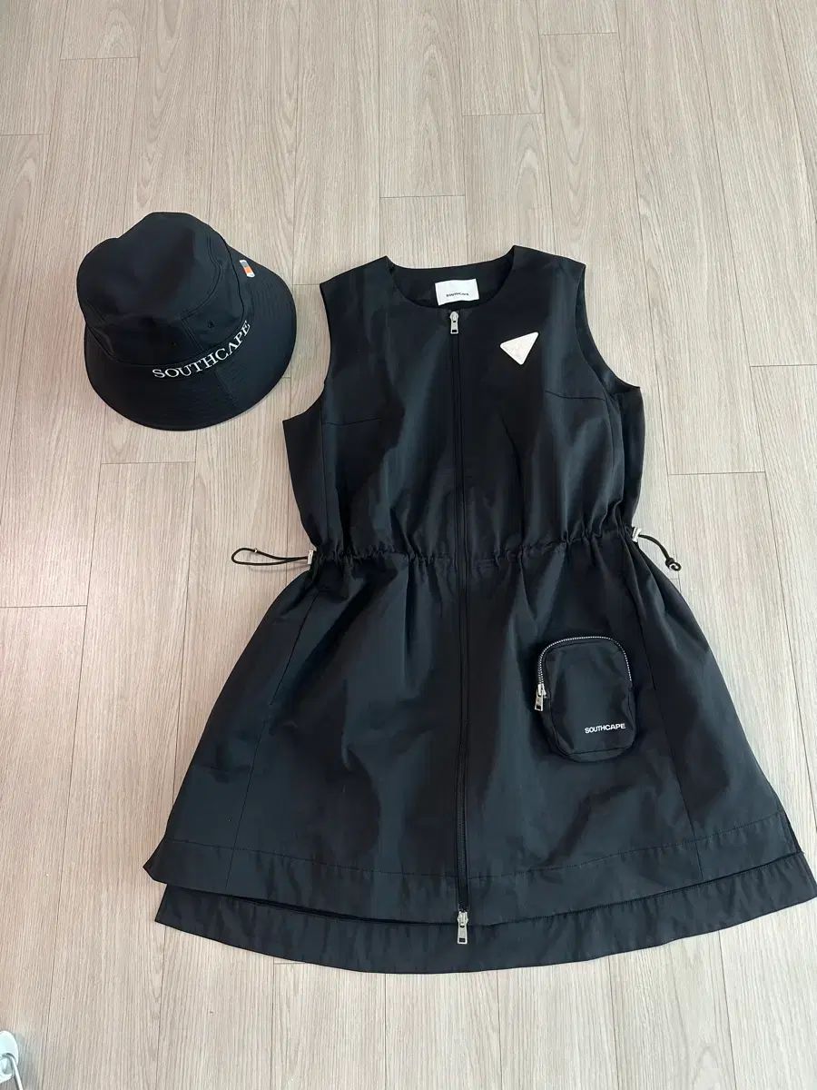 SOUTH CAPE ONE PIECE m 正規品 28,490円
