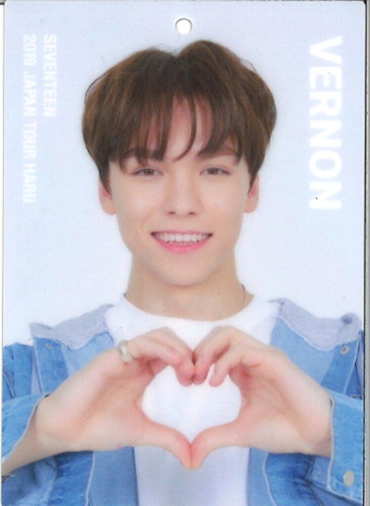 SEVENTEEN 2019 HARU VERNON トレーディングカード 100 - メルカリ