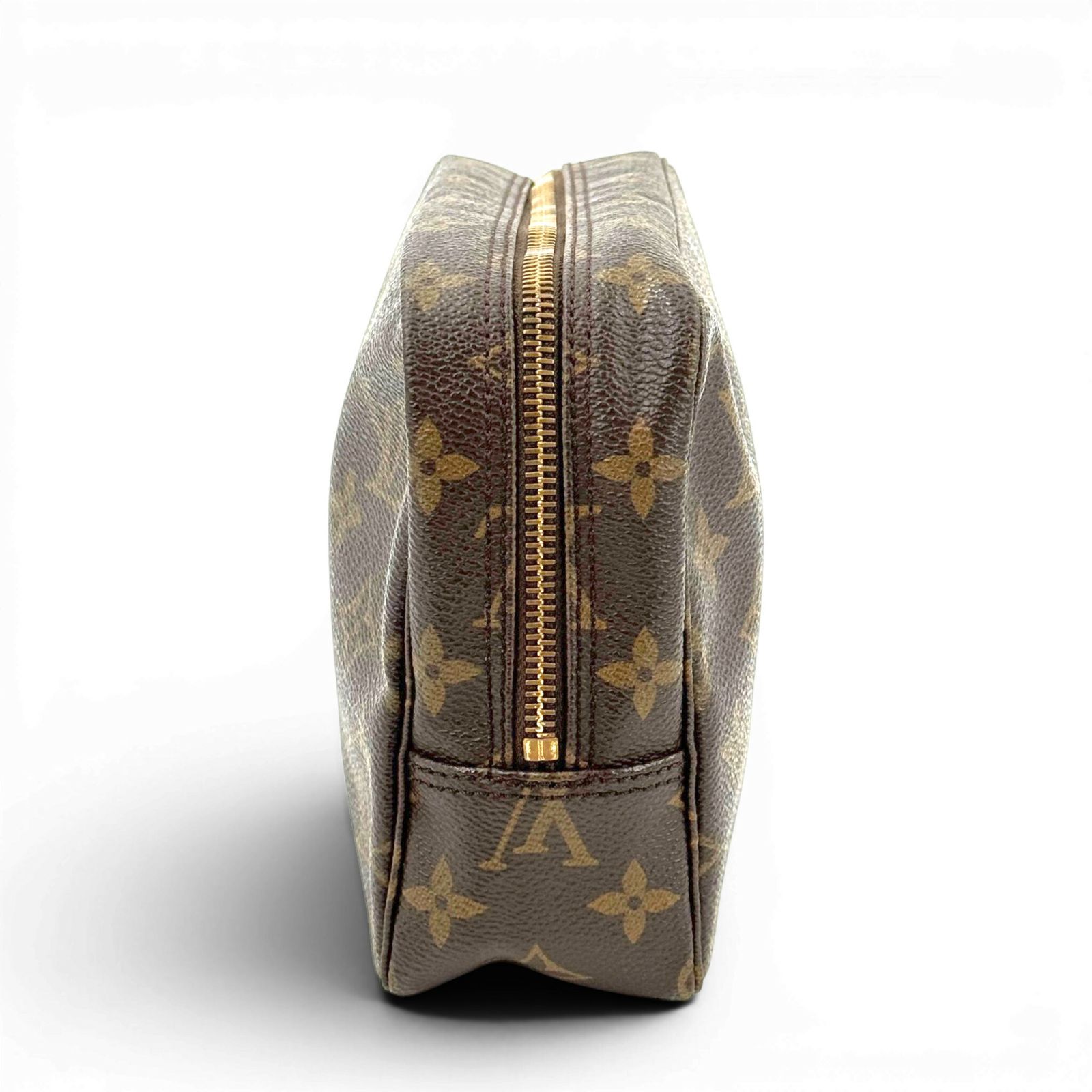 LOUIS VUITTON モノグラム トゥルース・トワレット 23 クラッチバッグ