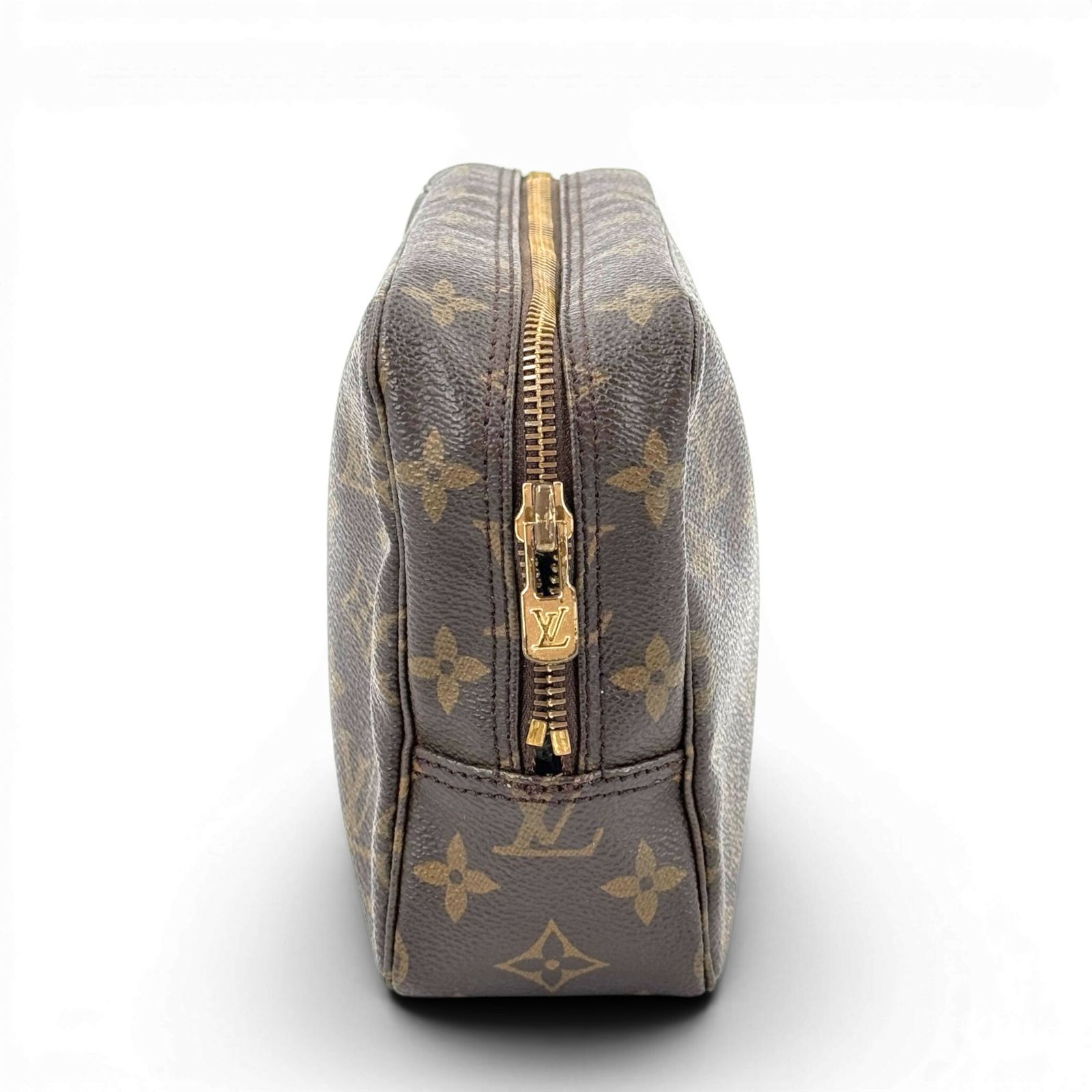 LOUIS VUITTON モノグラム トゥルース・トワレット 23 クラッチバッグ