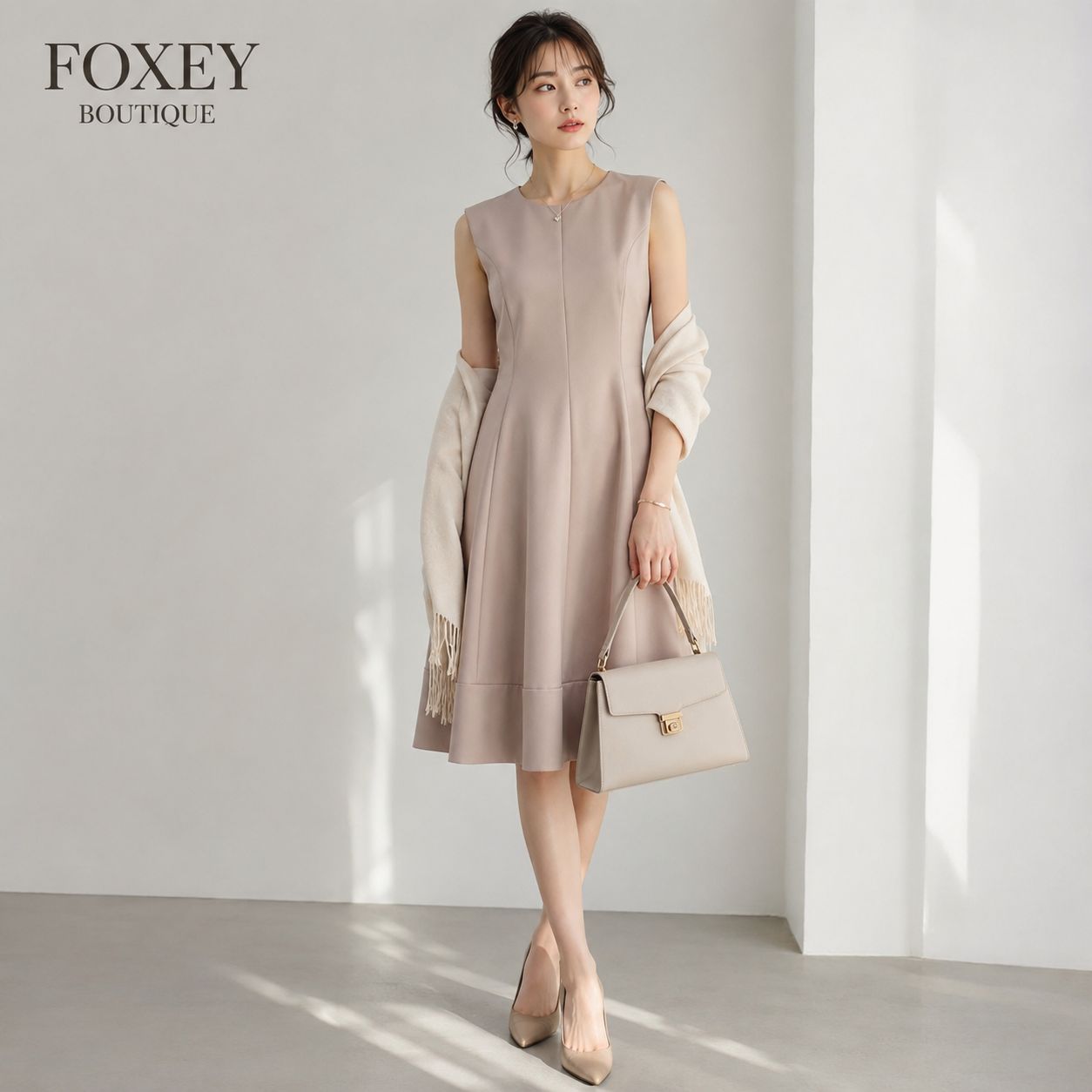 美品 / 参考価格132,000円 / ウール100%＆内側裾レース 】FOXEY