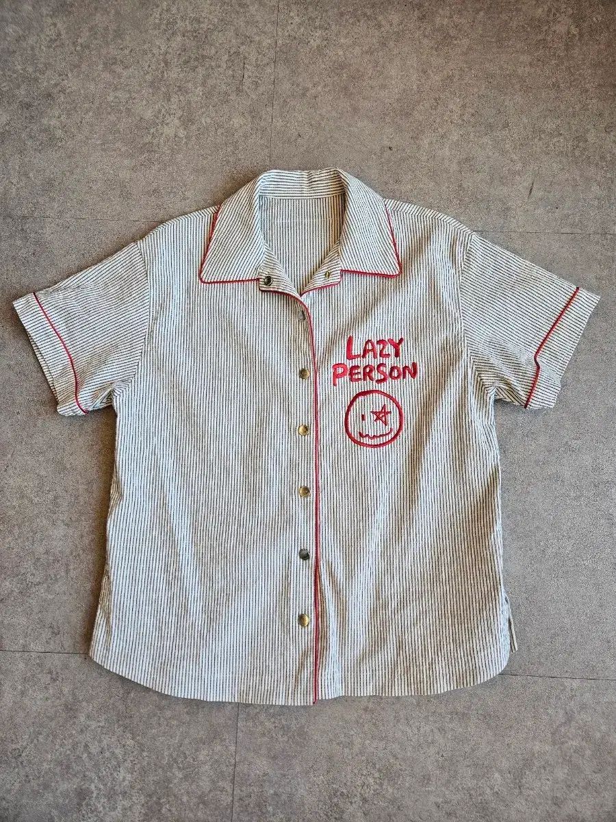 正規品/オーバーサイズ レイヤージッパーソン Lazy Stripe K-Shirt