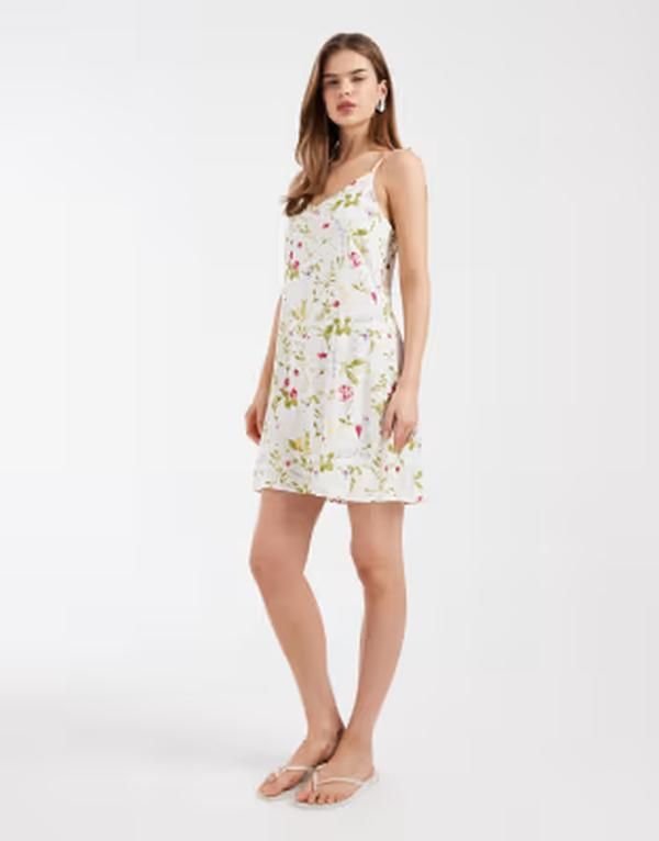 ヴェロモーダ レディース トップス ワンピース フラワー柄 プリント ミニ フラワー Vero Moda Easy tie shoulder camini dress wild floral prin