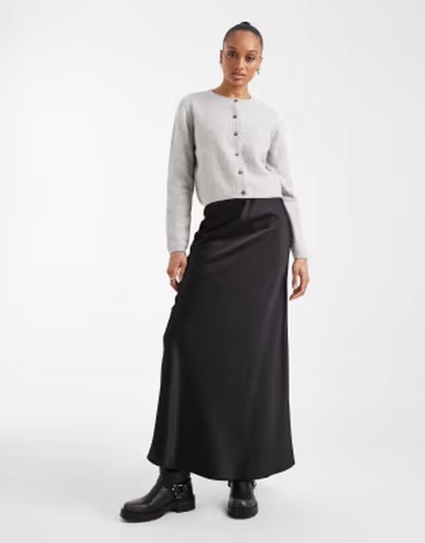 ベロモーダ レディース ボトムスカート ミディ サテン Vero Moda Tall satin bias cut midi skirt Black ブラック