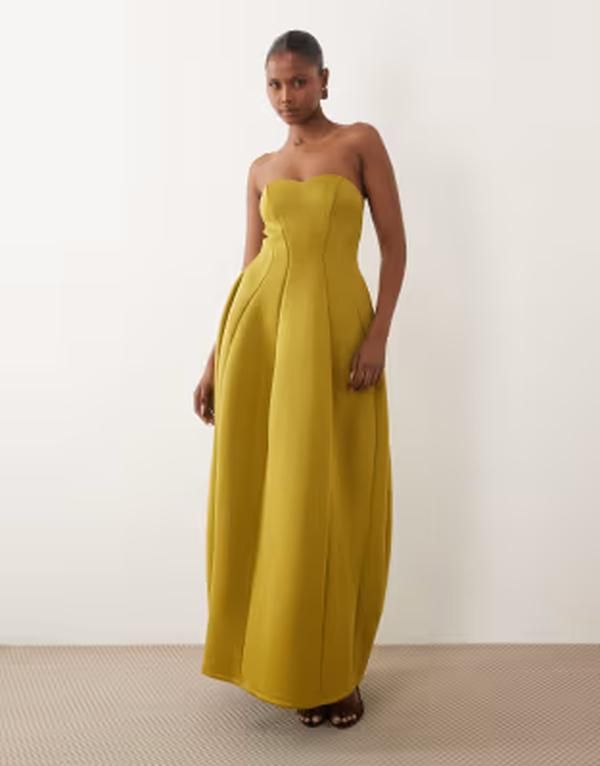 エイソス レディース トップス ワンピースキューバ スカート マキシ ASOS DESIGN sweetheart bandeau maxi dress with structured volume