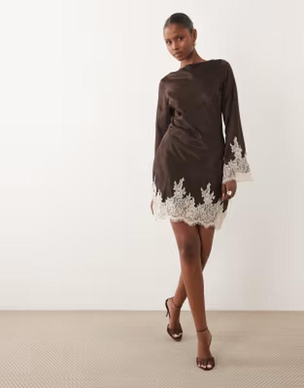 ティエフエヌシー レディース トップス ワンピース ミニ サテン レース TFNC satin slash neck long sleeve lace detail mini dress in cho