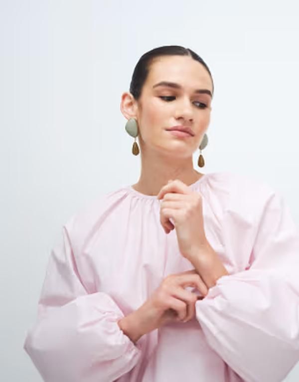 ジーナトリコ レディース トップス シャツ コットン ブラウス Gina Tricot pure cotton volume blouse with button back detail PINK ピ