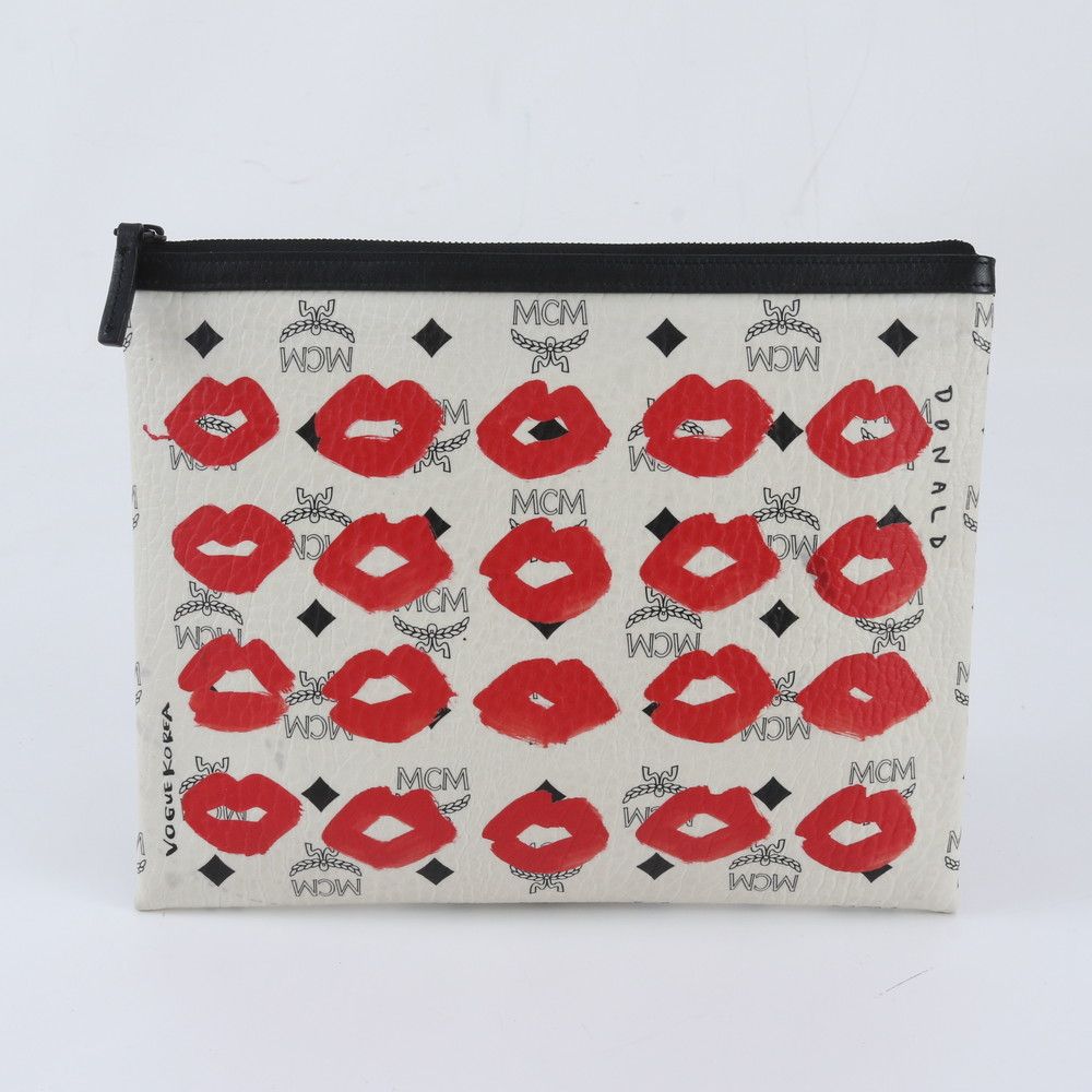 美品 MCM エムシーエム Vogue Korea コラボ ヴィセトス クラッチ バッグ ハンド セカンド レザー レディース WBM EH2-4【中古】