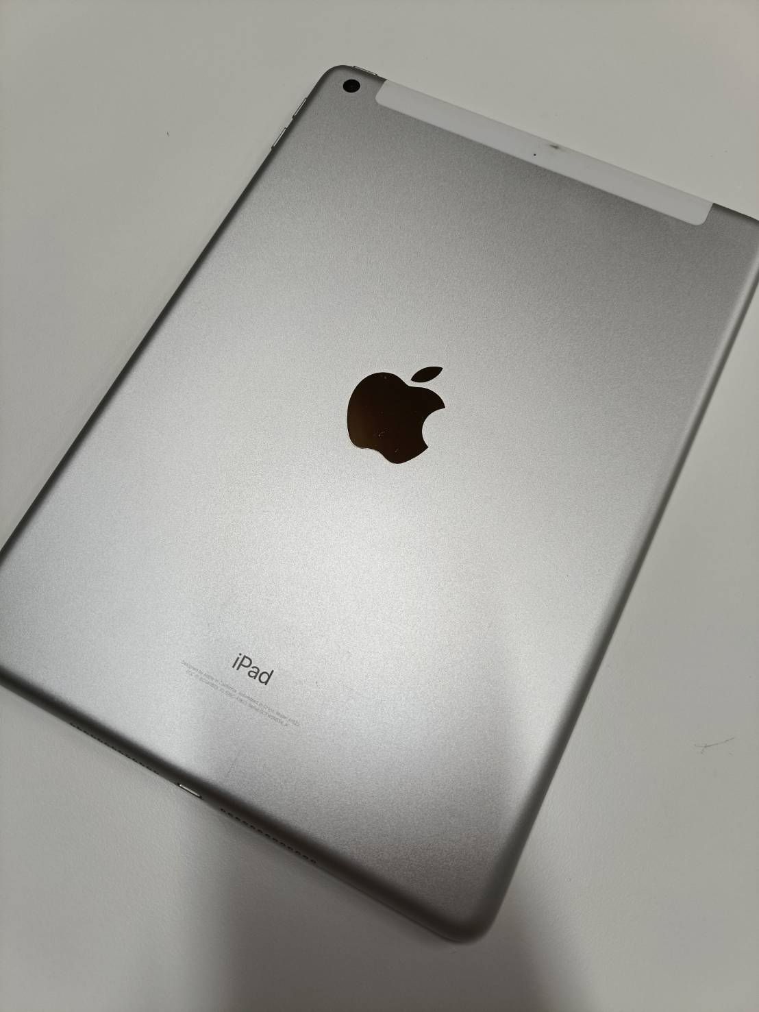 Apple iPad第10世代 64GB Wi-Fiモデル 最大容量 98% 【公式通販】