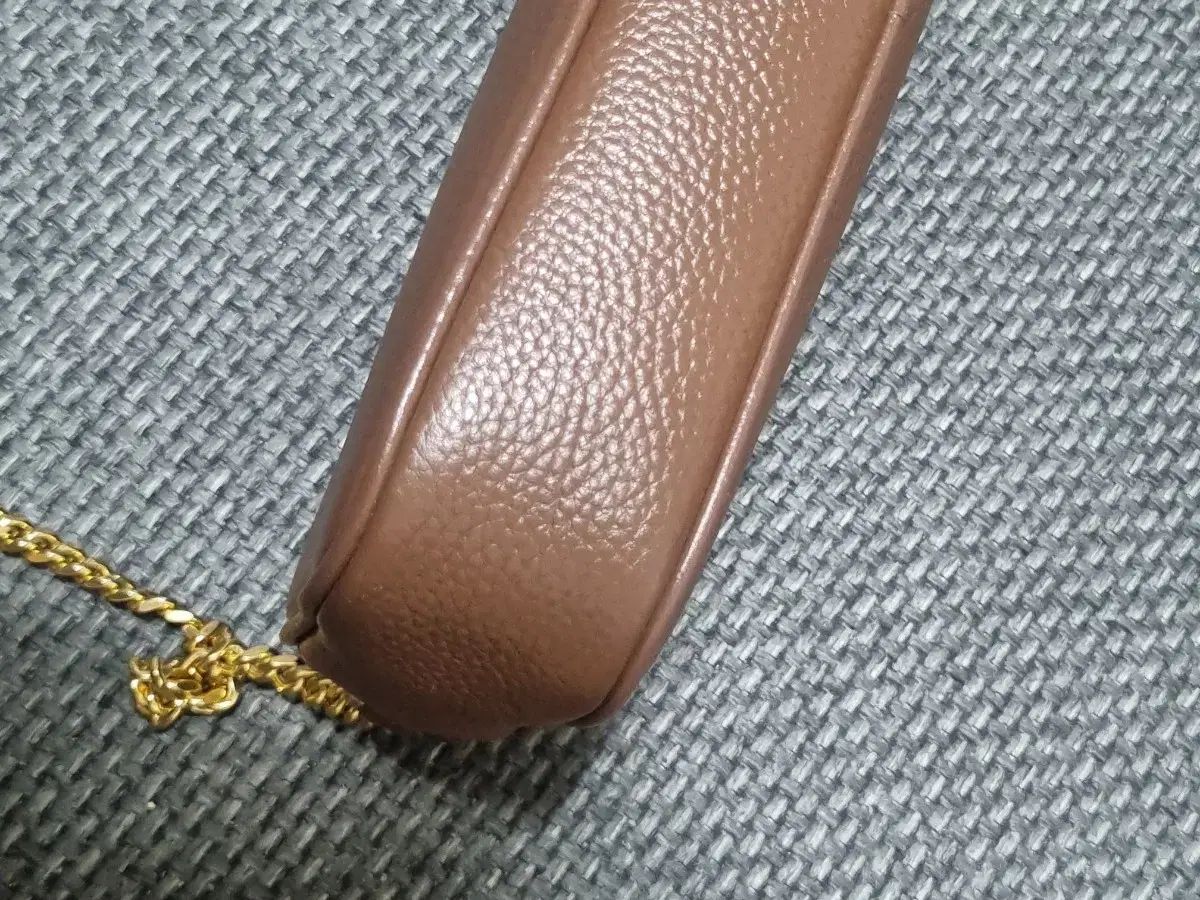 バーバリー ミニ ゴールドチェーン カメラ バッグ