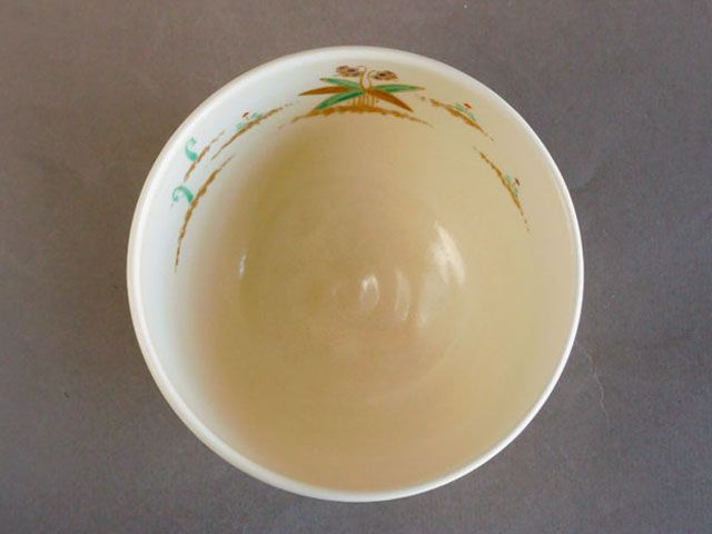 茶碗 色絵春草 閑粋 南口 閑粋 色絵 春草 茶碗 ② - メルカリ