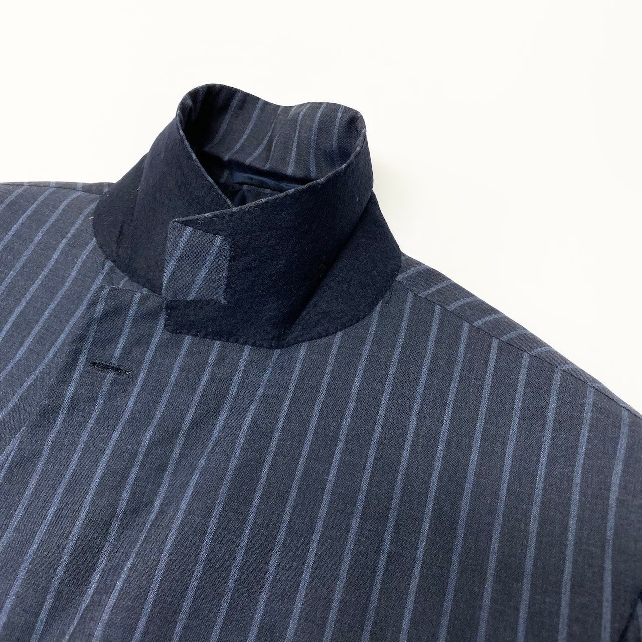 49d5 【イタリア製】Kiton キートン キトン サイズ54 カシミヤ100％ 3
