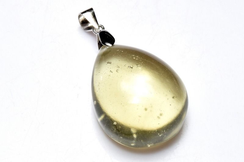 1点物】シルバー925◇ぷっくり透明 リビアングラス 24x18mm ドロップ