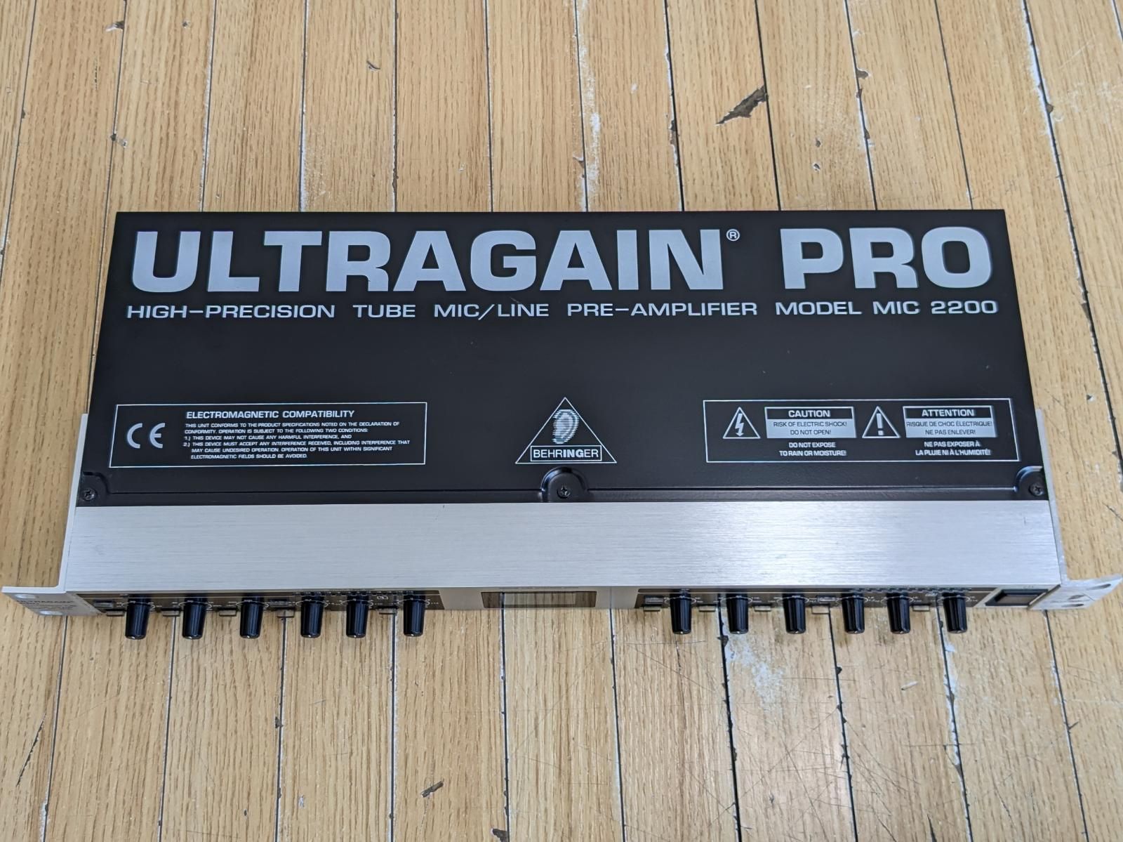 BEHRINGER ベリンガー マイクプリアンプ ULTRAGAIN PRO MIC 2200