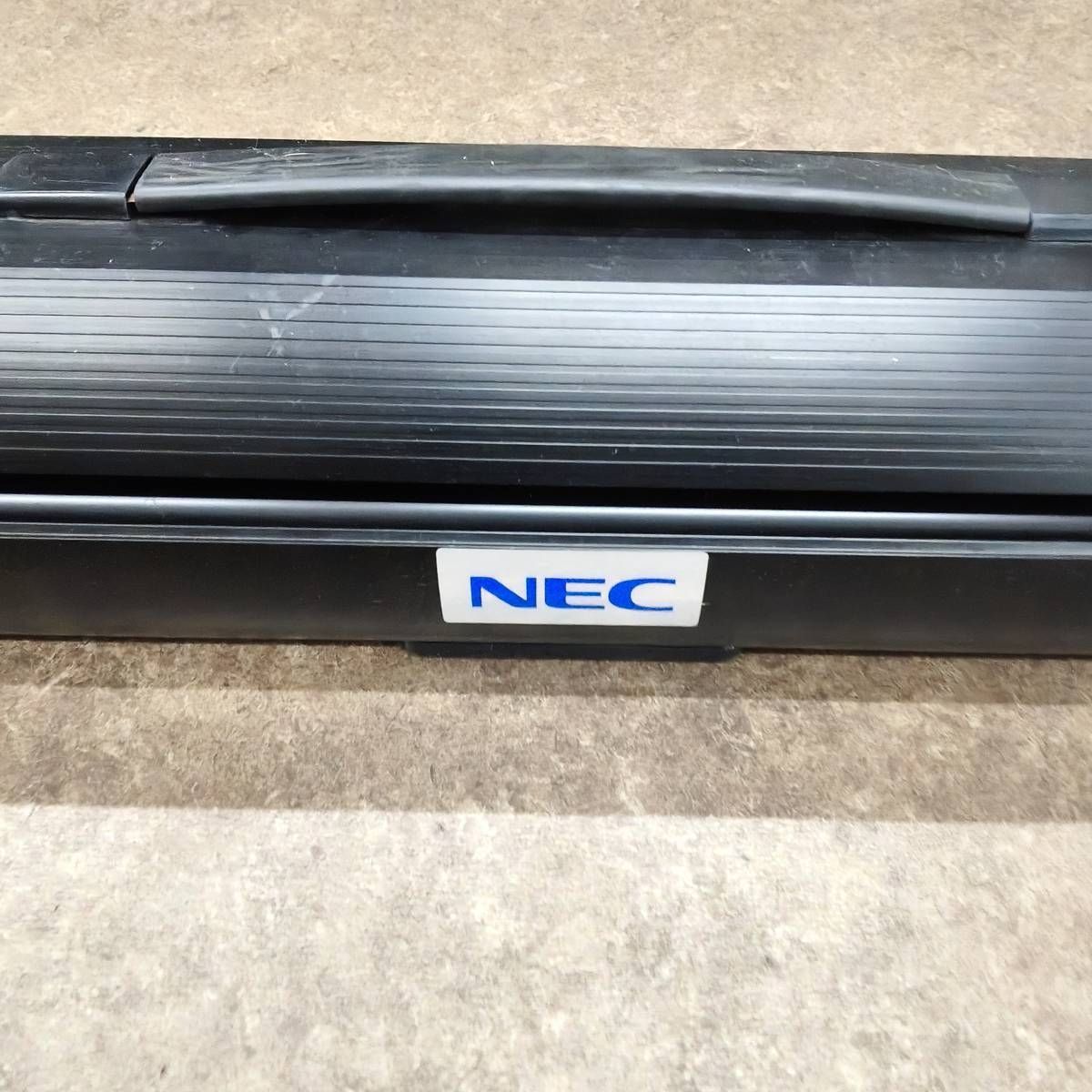 美品 NEC 60インチ 自立式モバイルプロジェクタースクリーン VL-S60E