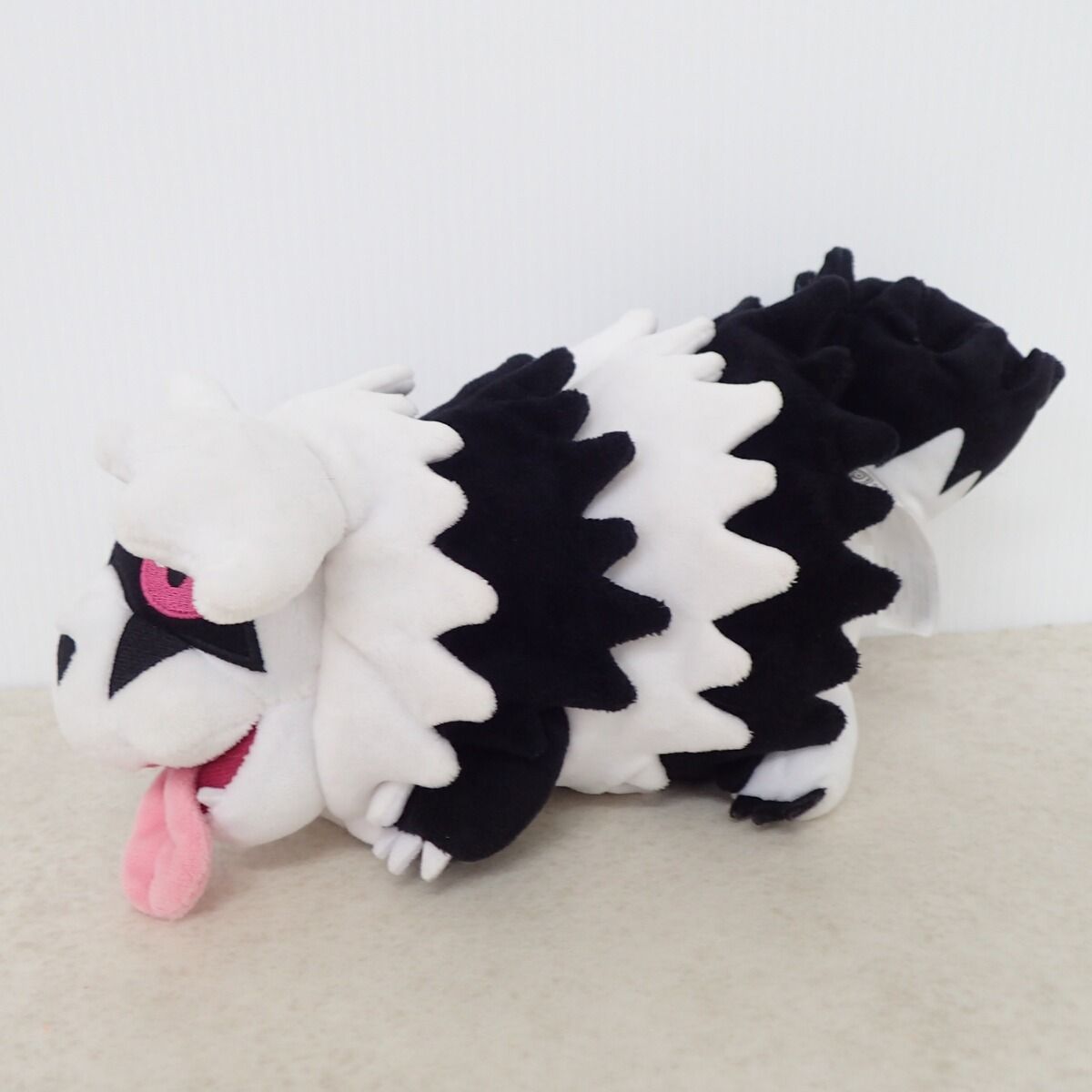 ポケモンセンター ぬいぐるみ ガラルジグザグマ 紙タグ無